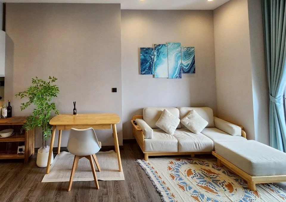For sale: Urbano Rajavithi corner room with privacy, plenty of usable space, beautiful view of the Chao Phraya River. Don't miss it!