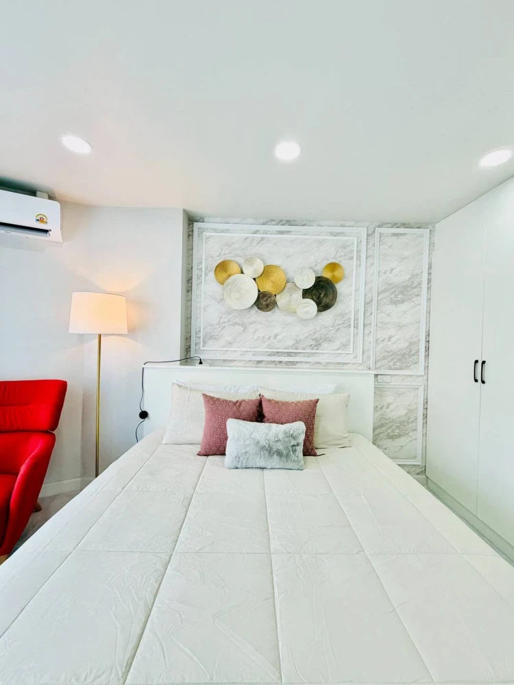 Selling one unit at View Talay Jomtien Condominium, 3rd floor. Nicely decorated and fully furnished with all appliances. Book now!