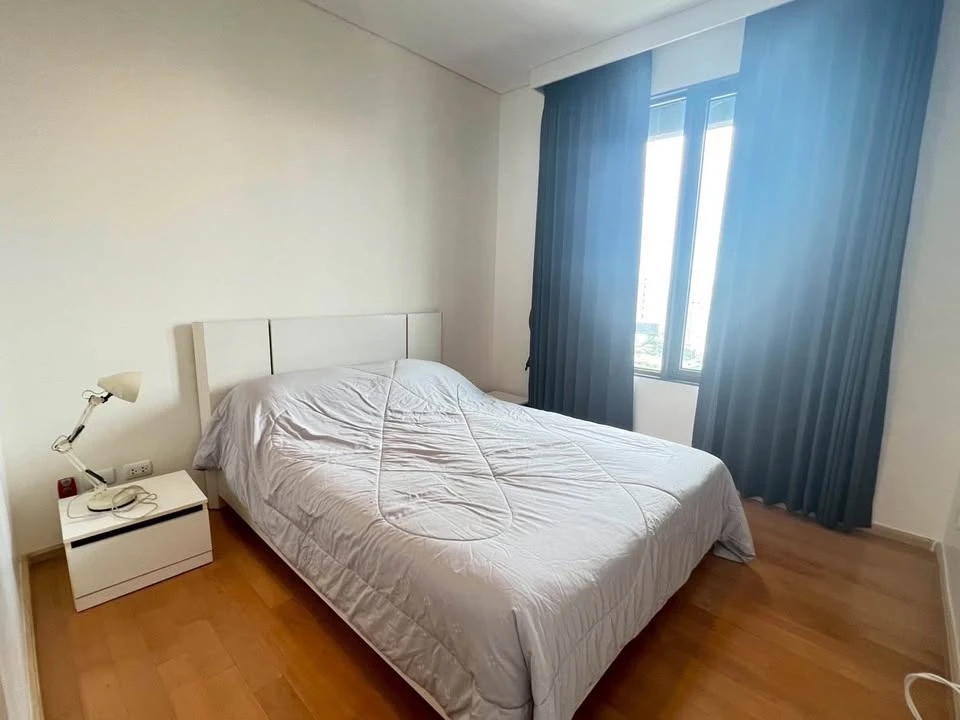 For sale: Villa Asoke, 1 bedroom, 1 bathroom, large usable area, fully furnished. Don't miss out on this great deal.