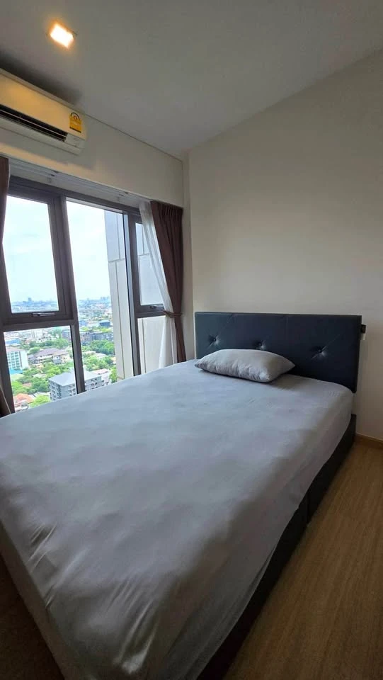 Whizdom connect Sukhumvit for sale, spacious room, lots of usable space, good location, comes with complete facilities, don't miss it.
