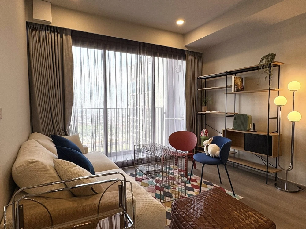 Whizdom the Forestias for sale, Destinia Building, 42nd floor, forest park view, fully furnished and equipped with appliances, ready to move in.