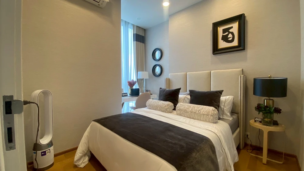 For sale: Wish Signature 2 Midtown Siam, a lovely room decorated in a minimalist style. Don't miss out, book now!