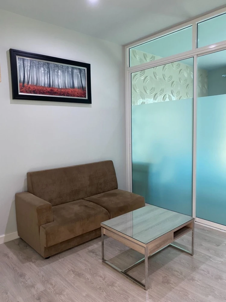 For sale: Zelle Salaya, 4th floor, nice room, comes with furniture and appliances. Reserve now, don't wait.
