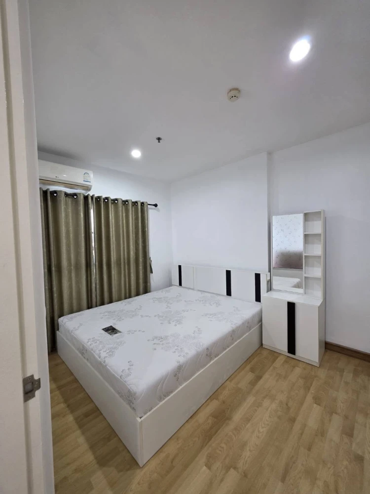 Selling a fully furnished, 9th-floor unit at The Parkland Taksin-Thapra. A great place to live! Don't miss out!