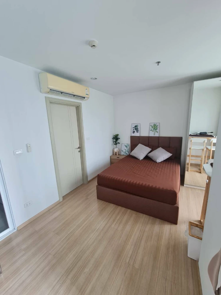 Condo for rent THE BASE Rama 9-Ramkhamhaeng, ready to move in, complete here, just come with your belongings and you can move in.