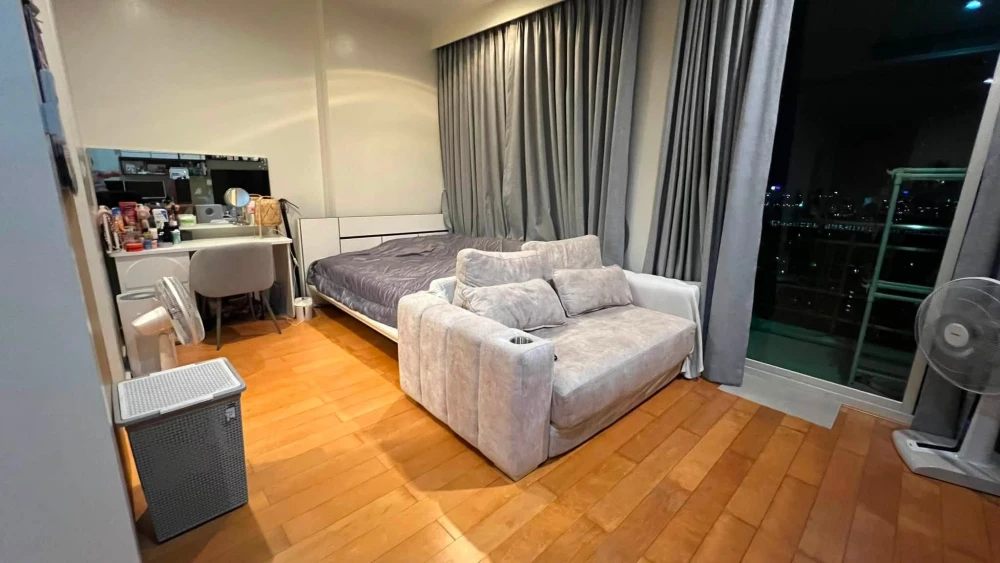 Wind Ratchayothin Condo for Rent: Beautiful room with complete amenities. Book now, don't miss out!
