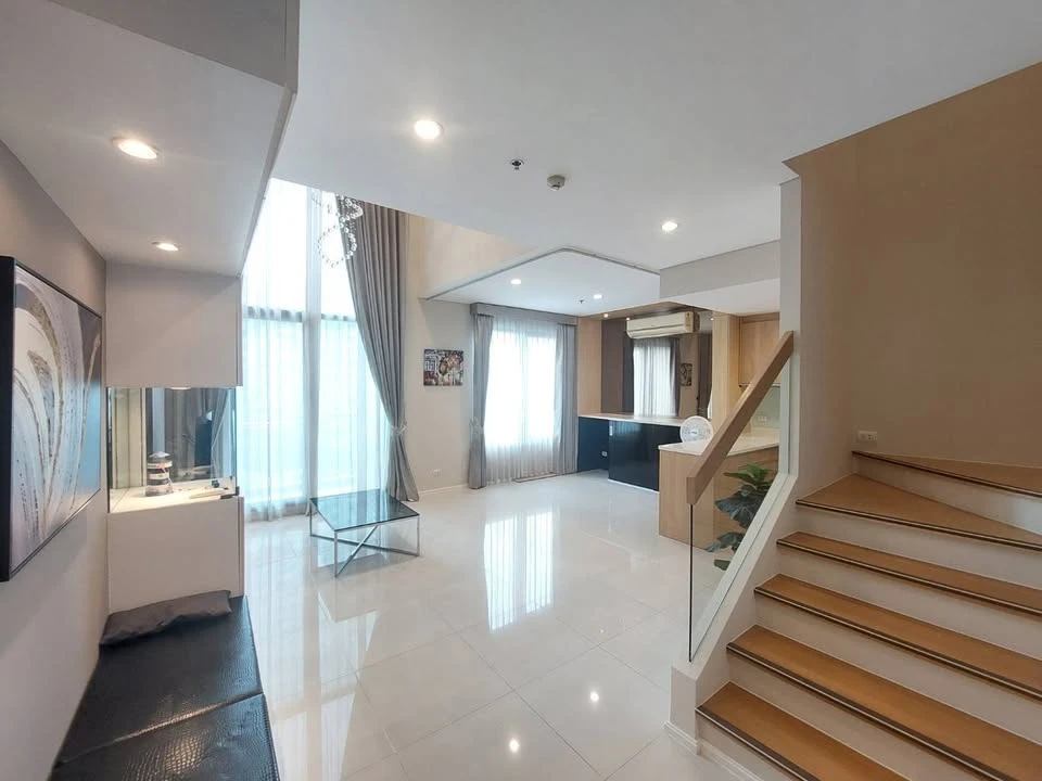 express!! Condo for sale, Villa Asoke, DUPLEX room, wide like home. Full ten luxury, hurry up !!