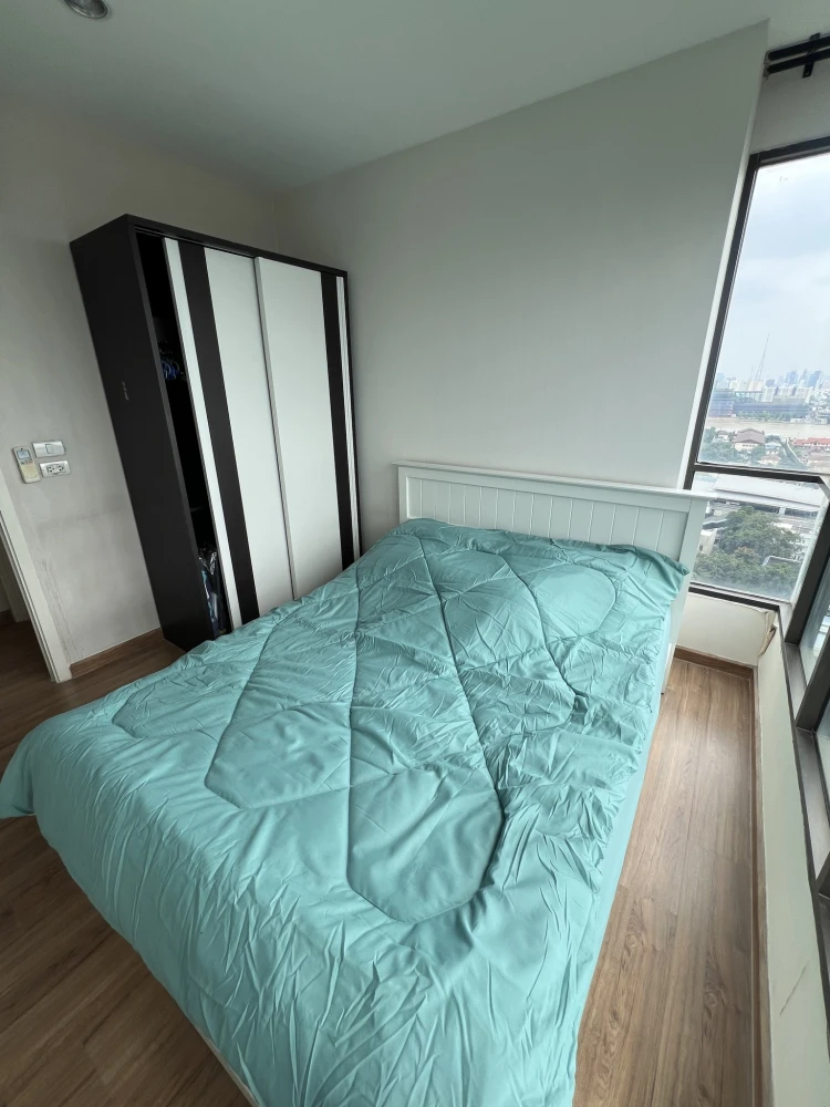 For rent: The Tree Rio Bang-Aor Station, large room, comfortable, lots of usable space, high floor, full view of the Chao Phraya River, come and reser
