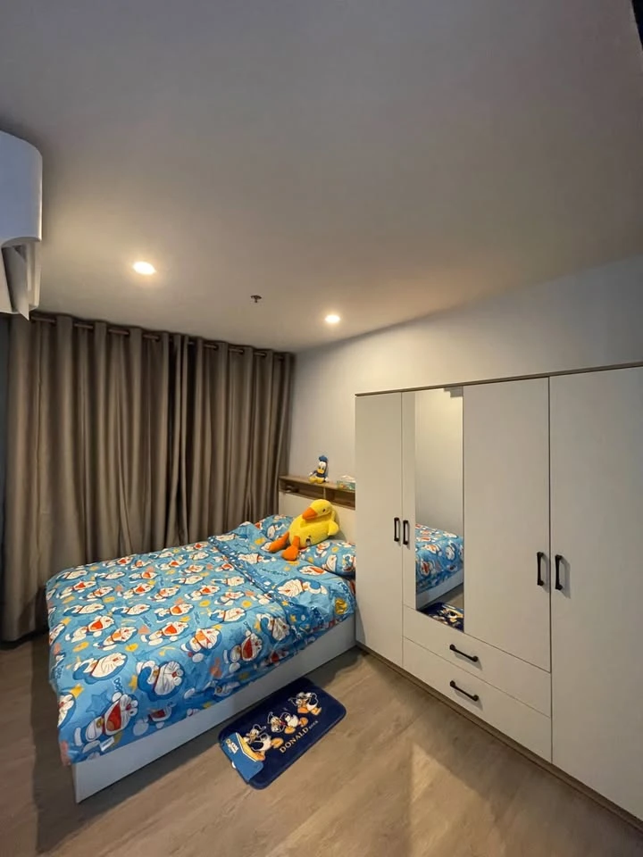 Condo for rent at Regent Home Wutthakat. Ready to move in, fully furnished, great price. Book now!