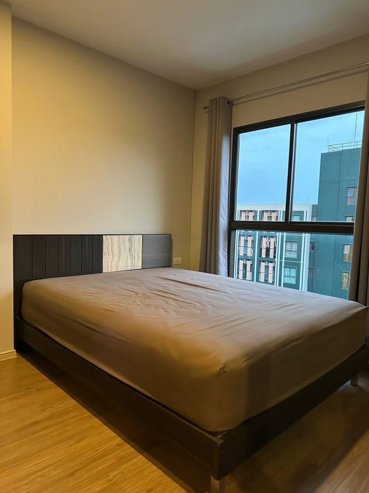 Condo for rent at Lumpini Selected Charan 65 - Sirindhorn Station. Ready to move in. Convenient and complete amenities all in one place. Book now!