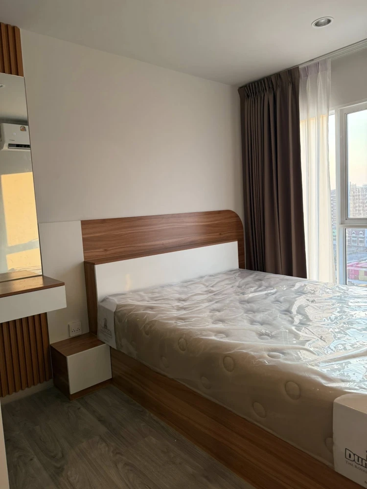 Condo for rent. Beautiful unit, ready to move in. Regent Home Bangna, corner unit, private and quiet. Fully furnished with appliances. Book now!