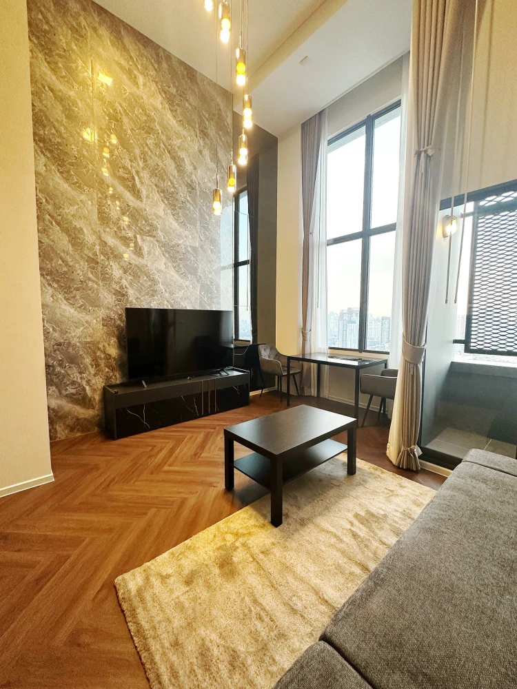 Condo for rent, Siamese Sukhumvit 48, Double Volume unit, fully furnished, 19th floor, beautiful view, floor-to-ceiling windows. Book now, don't wait!