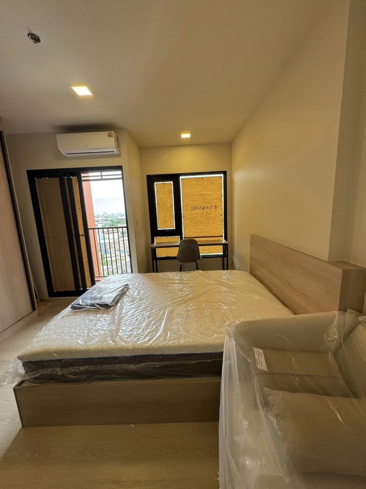 Condo for rent: Flo by Sansiri, studio room, 12th floor, river view, great price, hurry and reserve before you miss your chance.