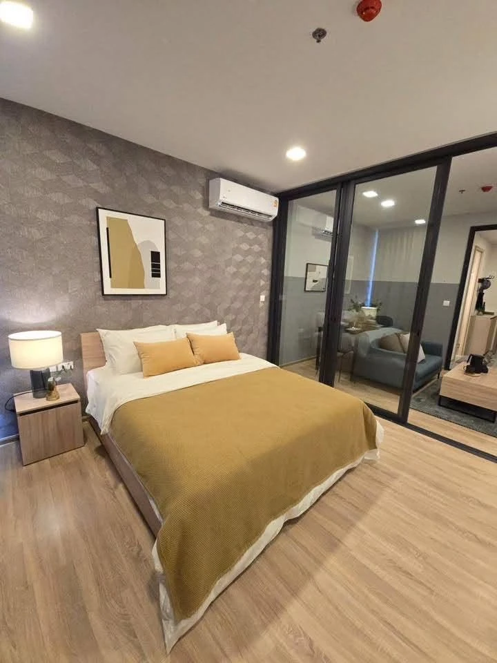 Condo for rent at XT Phayathai. Nicely decorated unit with complete amenities. Amazing price! Book now!