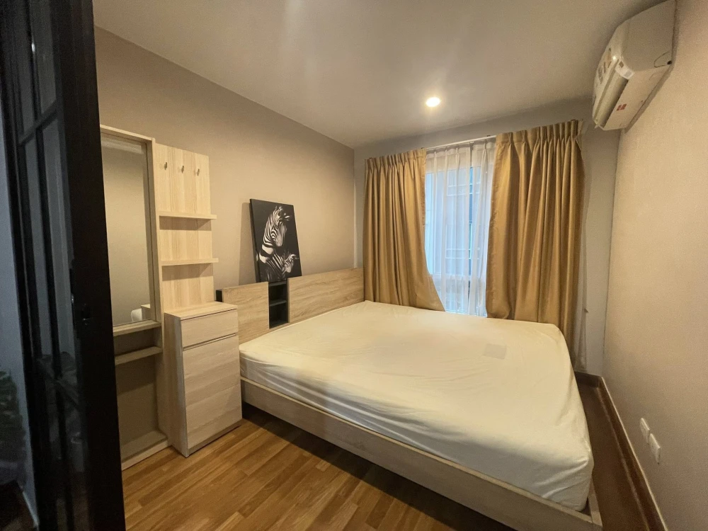 Urgently for rent: Regent Home Condo, Sukhumvit 81. Separate rooms, clearly divided zones. Reasonable price. Come reserve now.