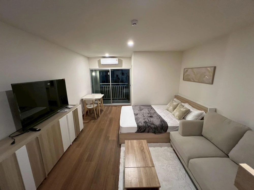 For rent Lumpini Condo Town Ekamai 48, studio room, 5th floor, fully furnished, book now.