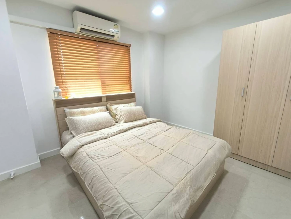 Condo for rent: The Parkland Bangna, corner room, balcony view on 2 sides, not adjacent to other buildings. Don't miss it!