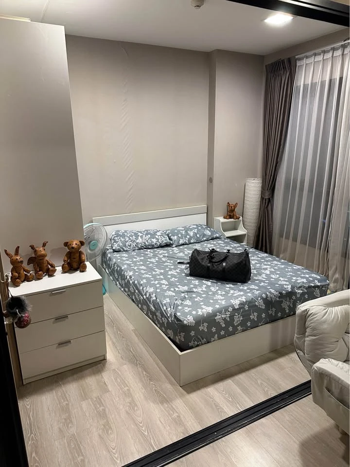 Condo for rent, Letmis Rama 9. The unit has separate partitions, creating well-defined zones. Convenient and complete amenities are all here. Book now