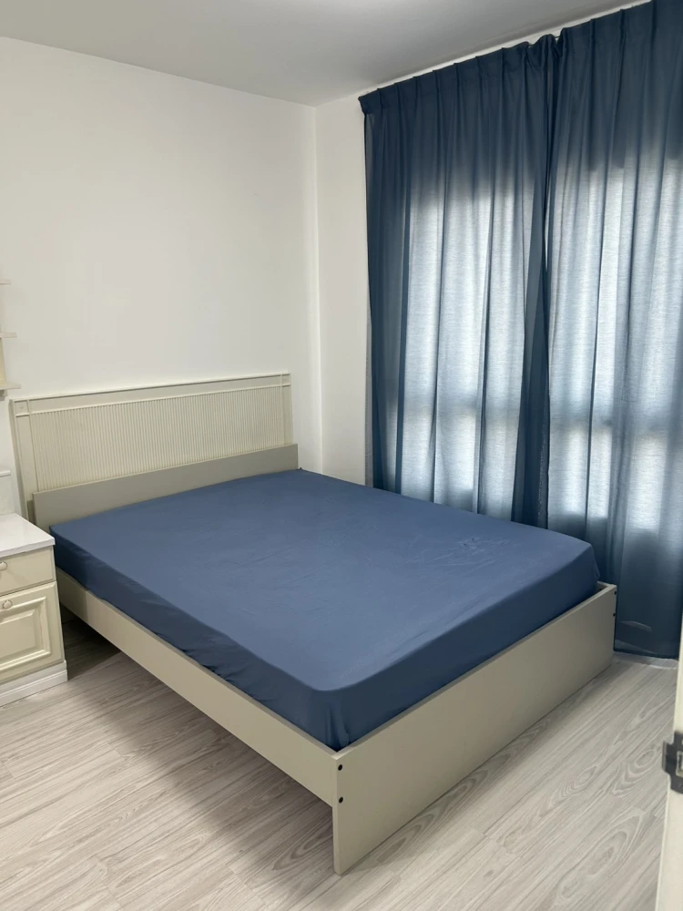 Available for rent now! Ivy River Ratchaburana. Large, comfortable unit with ample living space. Book yours today! Don't miss out!