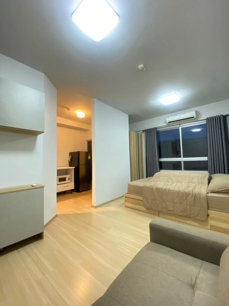 For rent: Plum Condo Samakkhi, studio room, 7th floor, fully furnished, appliances included, just bring your suitcase and move in.