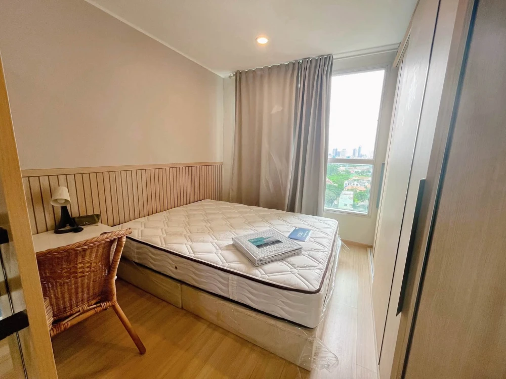 For rent, U Delight 2, Bang Sue Station, with colorful and clear wallpaper, very nice to live in. Book first come first serve.
