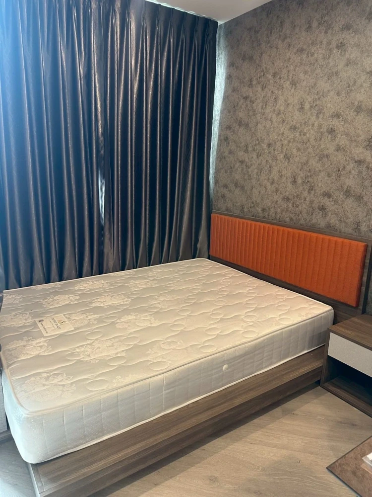 Condo for rent: THE BASE SAPHANMAI, a lovely room with beautiful wallpaper. Everything is complete here. Come and reserve now.