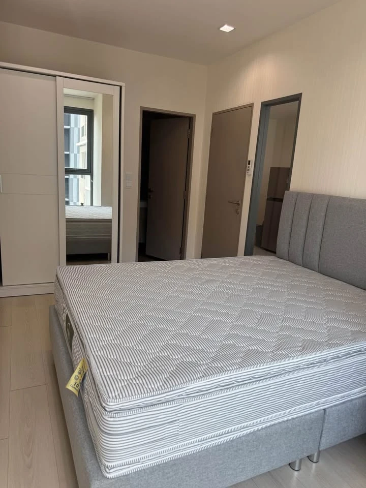 Ideo Mobi Sukhumvit 81 condo for rent. Ready to move in, fully furnished, great price. Book now!