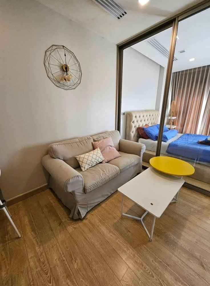 For rent: Infinity One, a luxury condo next to Central Chonburi, great view, fully furnished, interested in booking now!