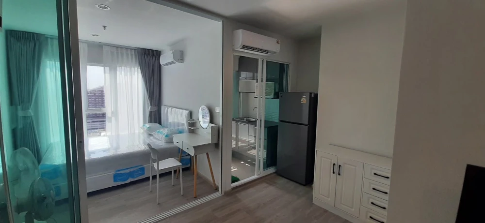 Regent Home Bangna apartment for rent. Nice and comfortable, fully furnished. Just bring your belongings and move in! You won't want to miss this oppo