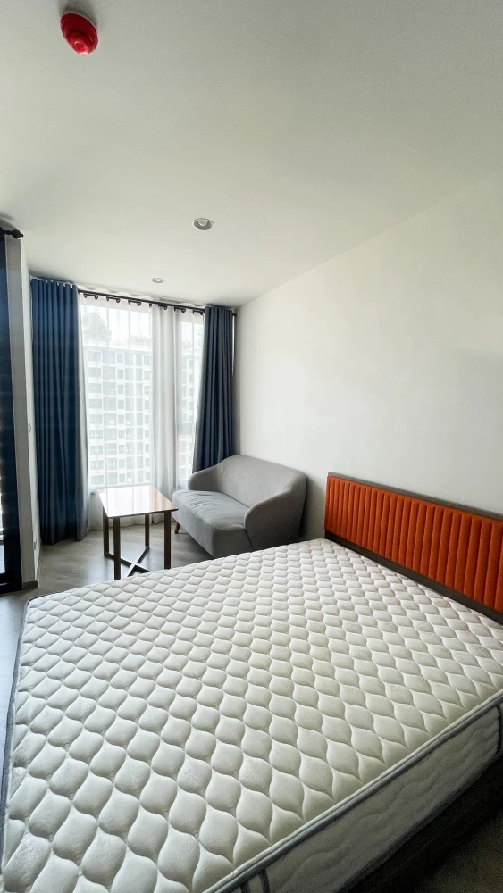 For rent: The Base Saphanmai, ready to move in, fully equipped with amenities. Just bring your belongings and move in. Don't miss out!