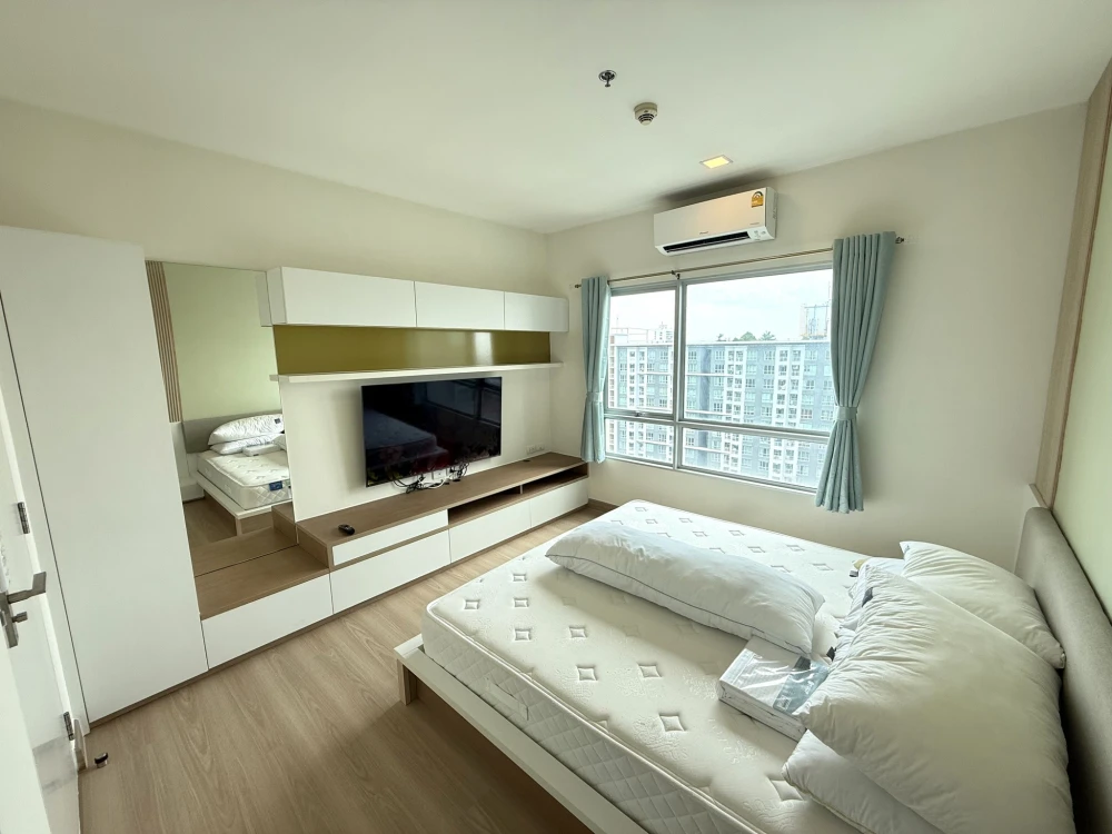 For rent or sell: The Room Rathcada-Ladprao, a large, comfortable room with usable space. Convenient and complete here. Hurry and book now.