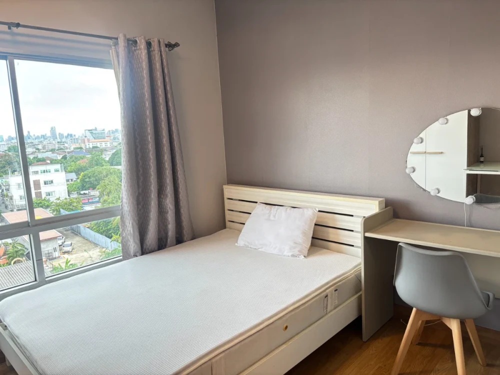 The Tree Condo Ladprao Wanghin (Studio Room, 8th Floor) Good ventilation, pleasant atmosphere, close to food options and convenient transportation.