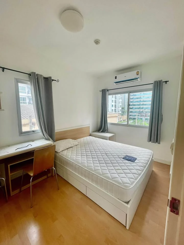 Very private!! For rent, My Condo Ladprao 27, corner room, fully furnished. You can come alone.