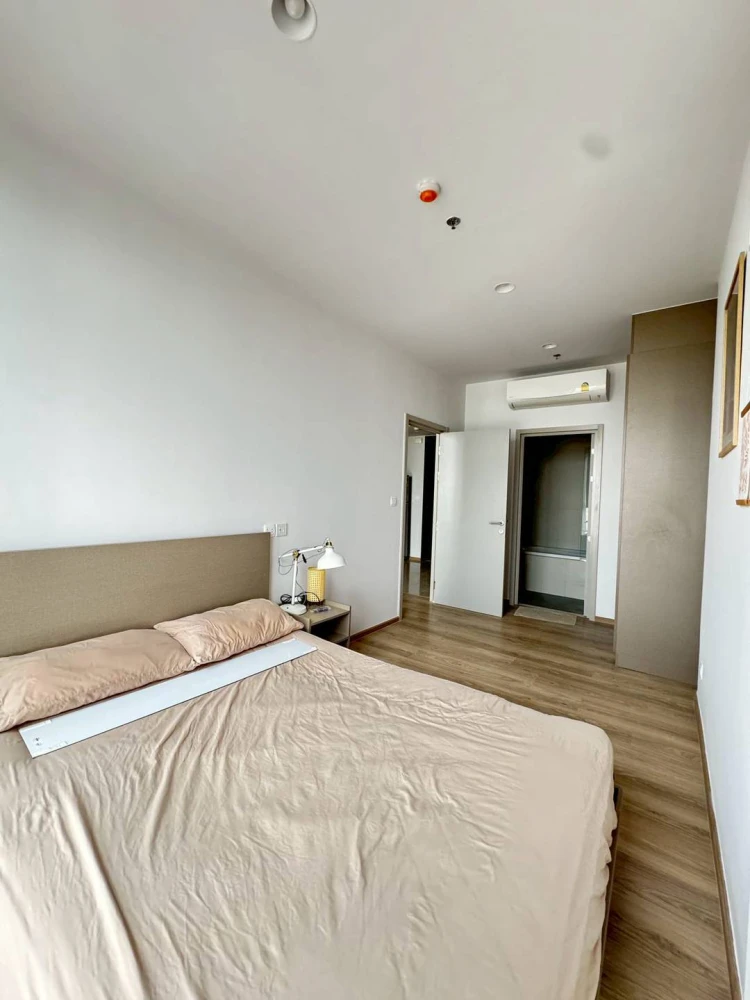 OKA HAUS Sukhumvit 36 ​​– High Floor, Beautiful View, Ready to Move In  Luxury high-rise condo by Sansiri in a prime Sukhumvit location with convenien
