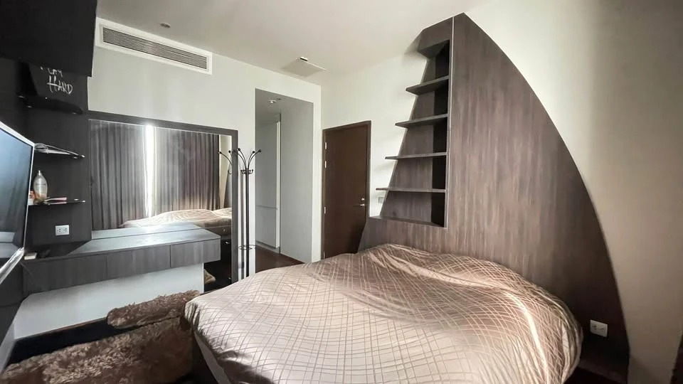 For rent: Quattro by Sansiri, 7th floor, spacious room, fully furnished, ready to move in, hurry and reserve now!