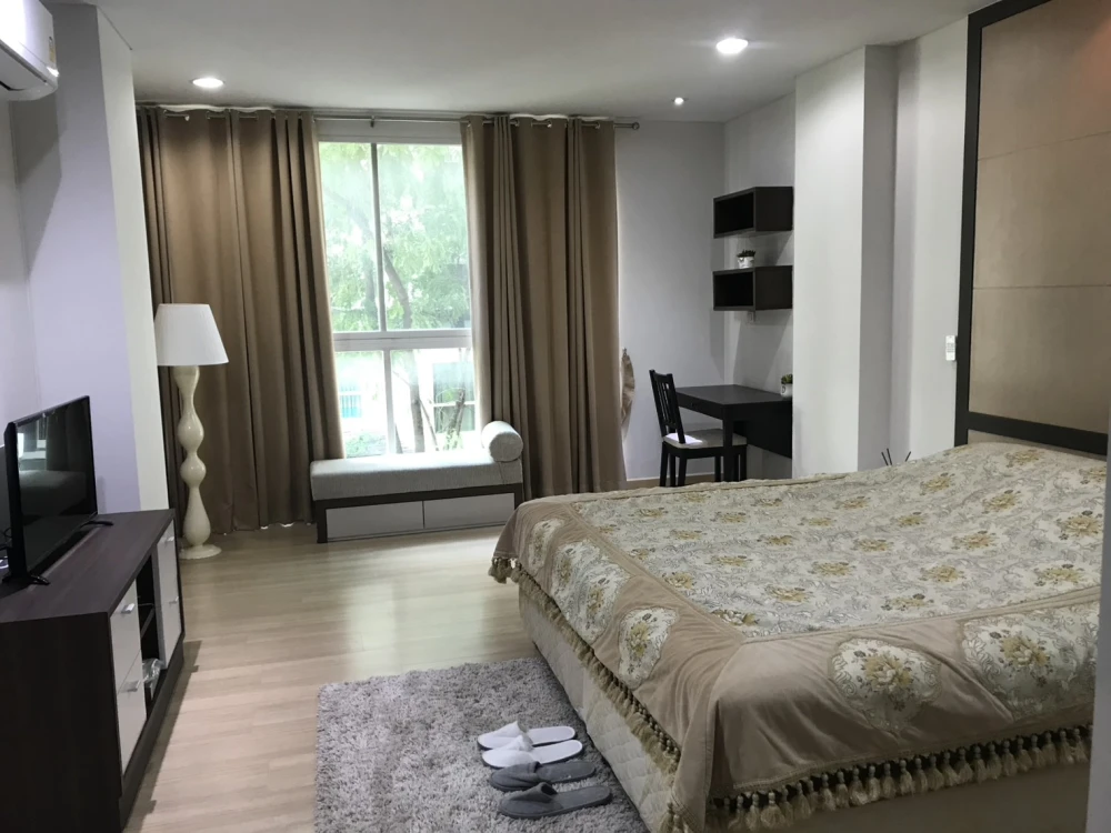 Condo for rent, The Address Pathumwan, near BTS, beautiful room, fully furnished Don't miss it!!