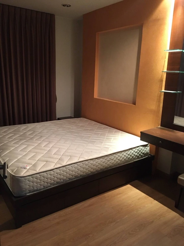 Condo for rent, The Address Sukhumvit 42, pool view New renovated room, ready to move in, don't miss it!!