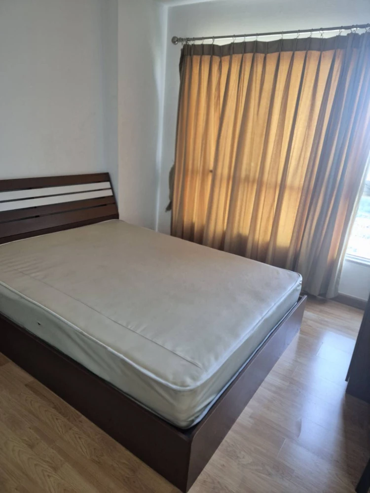 Condo for rent, The Aspire Rama 4, overlooking the swimming pool. Complete with furniture and electrical appliances, book now.