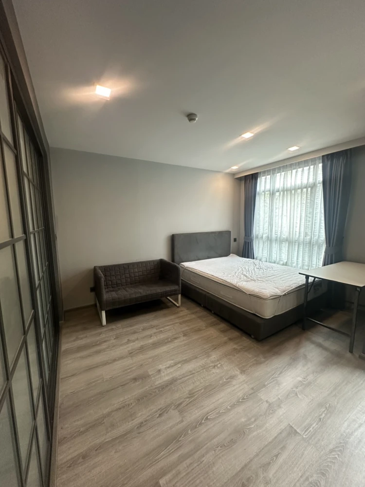 Condo for rent, Maestro Ratchada 19 rooms are ready to move in. Fully furnished, convenient to travel, hurry up and book now!!