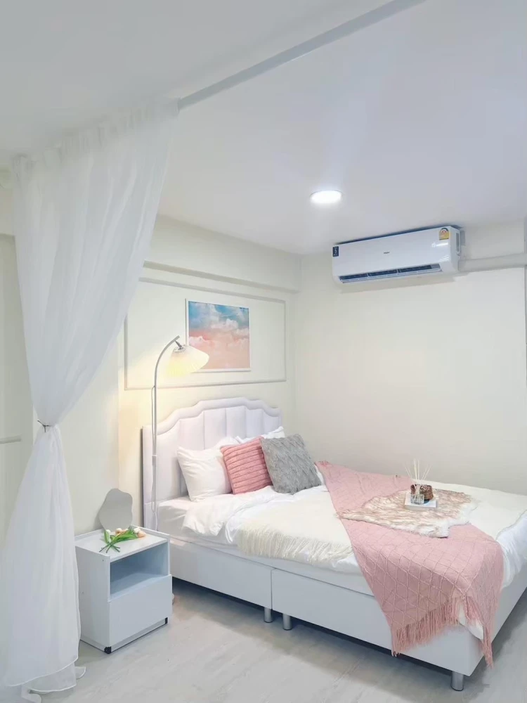 Condo for rent, Ratchada City 18, nice room, white tone, comfortable to the eyes, affordable price, hurry up and reserve now, don't wait.