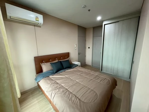 Condo for rent, Lumpini Suite, Din Daeng-Ratchaprarop, corner room, east side, Rama 9 view, can't miss it.