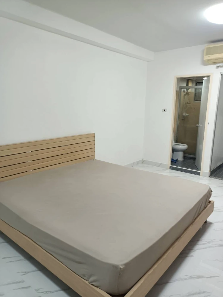 Condo for rent, Supalai City Home, Ratchada Soi 10, 6th floor, room with SB furniture, complete set, good price, hurry to move