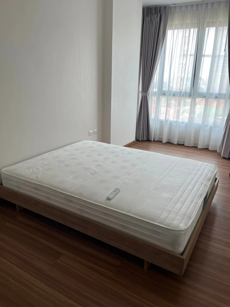 For sale/rent: Supalai Premier Condo, fully furnished with appliances, ready to move in. Urgent.