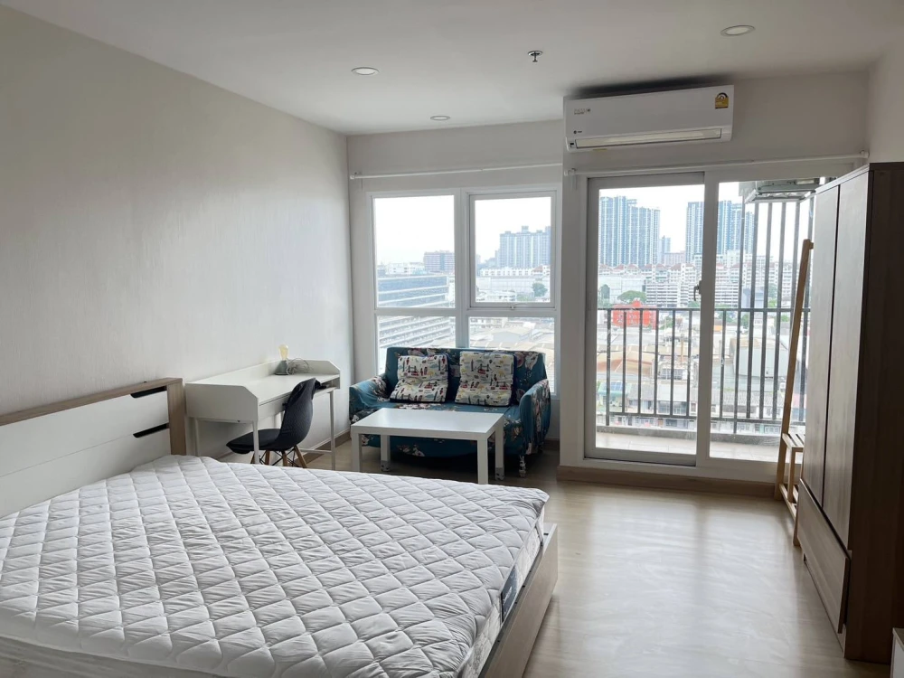 Condo for rent Supalai Veranda Ramkhamhaeng, new room, can move in immediately, good location, convenient transportation