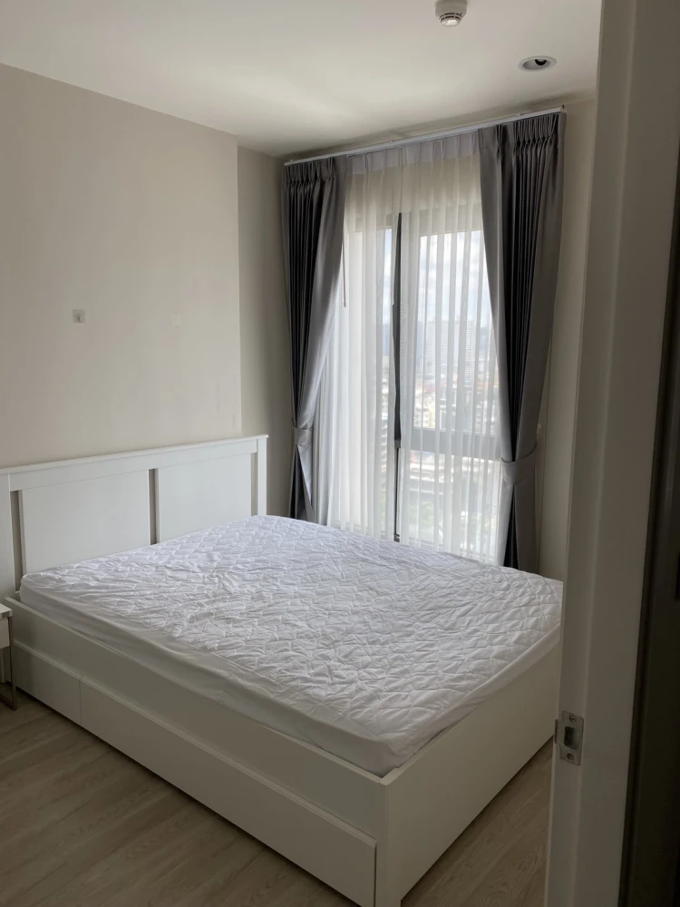 Condo for rent Centric Ratchada-Huay Kwang Pool view, corner room, fully furnished, very beautiful room, ready to move in