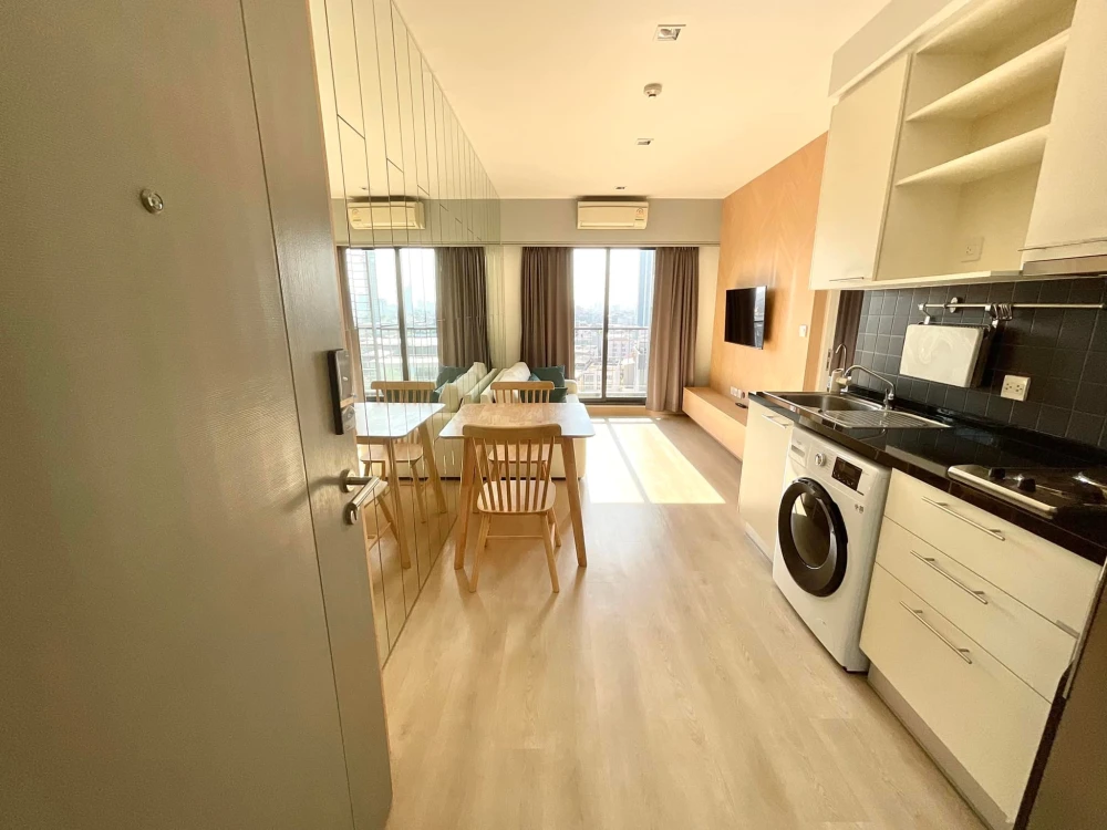 Condo for rent, The Seed Mingle Sathorn-Suanplu, beautiful room, high floor, good view, good location, near BTS, ready to move in, book now.