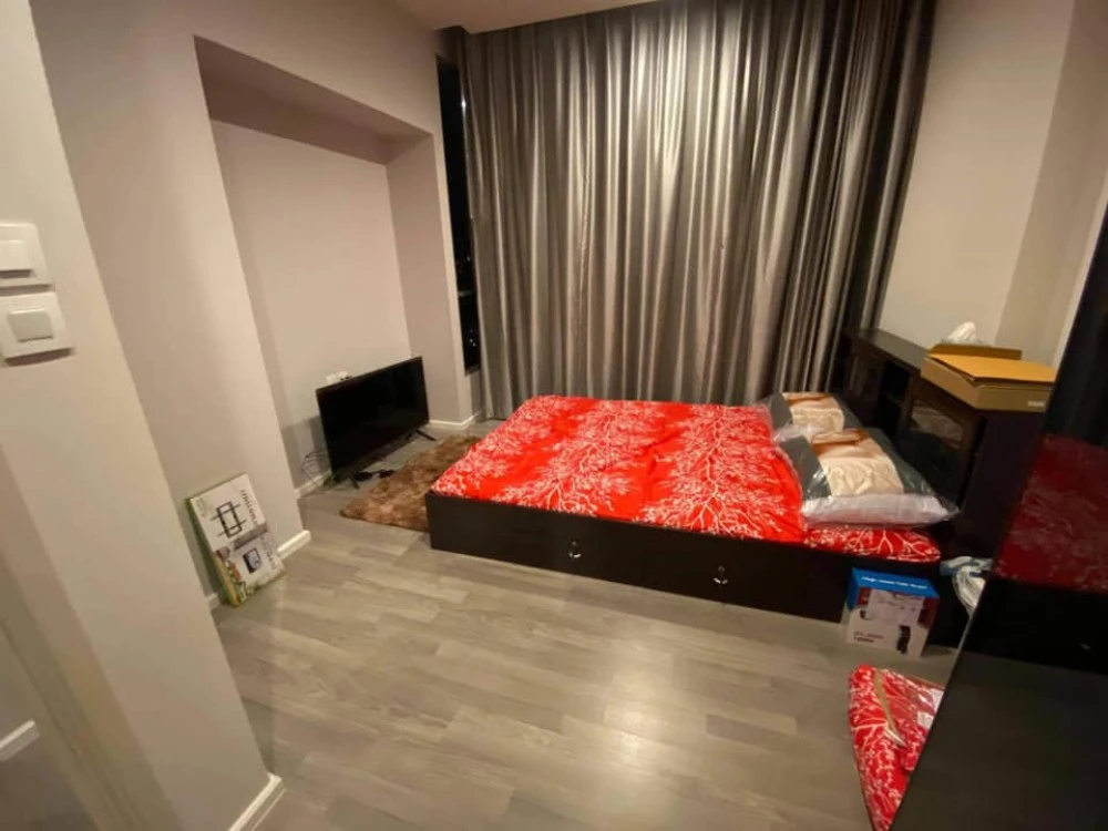 Condo for rent, The Room Sathorn - St. Louis, spacious room, comfortable, fully furnished, ready to move in.