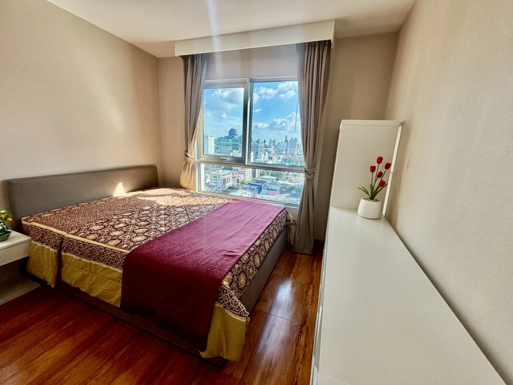 Condo for rent, Belle Grand Rama 9, full built, beautiful view, very inviting, book now, don't miss it!!