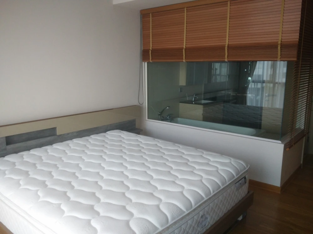 Condo for rent, Via Botani, Sukhumvit 47, fully furnished room. Just carry the bag and move in. Hurry up.