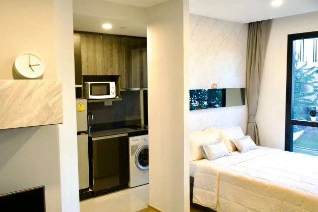 Condo for rent, Ashton Chula-Silom, BTS view, spacious room, nice sofa, nice mattress, can't reserve, can't book now